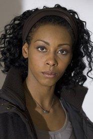 Dorylia Calmel as Stef in The New Toy 2022