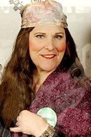 Nina Kircher as Edna MaCaa in Detroit Diamond