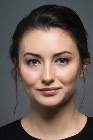 Pınar Töre as Elif in Siren's Call 2018