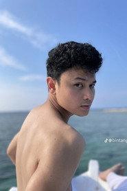 Bintang Agara as Dito in Dinda 2024