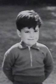 Quico Moyano as Edu (1ra época) in Los chicos crecen 1942