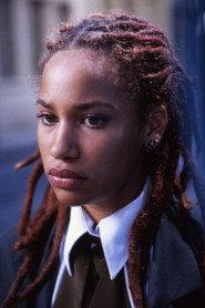 Naima Santos as Juliana in Streets of Rio 2008