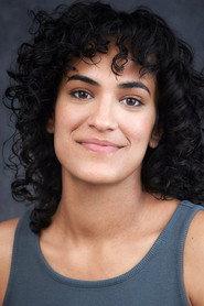 Tiff Abreu as Kaylee Daniels in Christmas at the Zoo