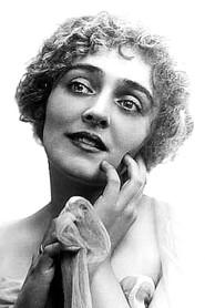 Elsie MacLeod as The Banker's Daughter in Somewhere in Georgia 1917