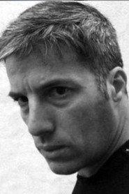 Fernando Chine as (Voz) in Teo, Intergalactic Hunter 2004