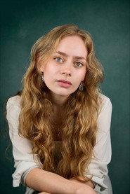 Kezia Cotterrell as Aisling Sullivan in The Dark Gets In 2026