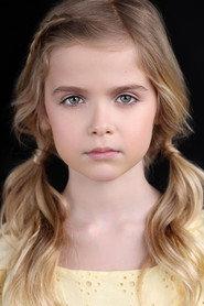 Willa Dunn as Cleo in Red's The Perfect Color