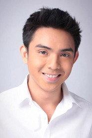 Sef Cadayona as Jonel in Slumber Party 2012