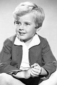 Allison Roddan as Peter Verdoux in Monsieur Verdoux 1947