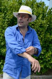 Gérard Picot as Luc adulte in Love You Sun 2018