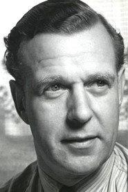 Thorkil Lauritzen as Harders Gæst I Cecil in A Gentleman in Top Hat and Tails 1942