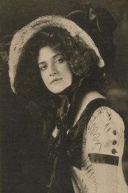 Annabelle Moore as Self in Annabelle Butterfly Dance 1894