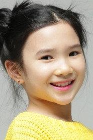 Son Da Som as Eun So in Rainbow Playground 2019