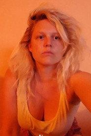 Tine Cartuyvels as The Girl from the Past in New Babylon 2022