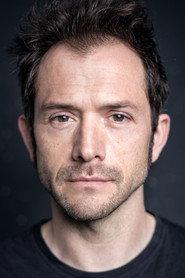 Joris Gratwohl as Dani in Flanke ins All 2006