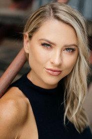 Ilana Collins as Veronique in Accio Love 2020