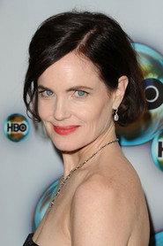 Elizabeth McGovern as Karen MacCauley in The Commuter 2018
