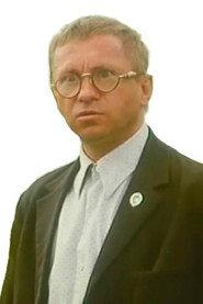 Sergei Agapitov as Chirik, a squeaky alcoholic in Tanks Are Running on Taganka 1991