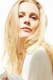 Lexie Lowell as Alexandra Winter in Harper Finch 2016