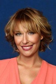 Gülse Birsel as Mihriban in In the Family 2017