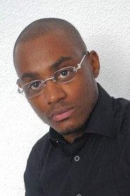 Miguel Furtado as Aristide in Corniche Kennedy 2017