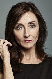 Pilar Pintre as Sofía in Sun Kissed 2022
