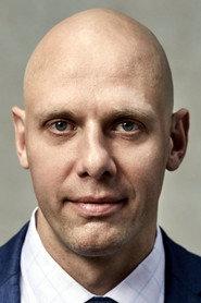 Michael Crowe as Anton in The Housewife 2023