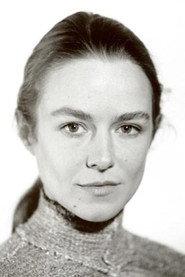 Sophie Caffarel as La fille in 831, voyage incertain 1986
