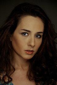 Anna Gras-Carreño as Cristina Mesquida in El sopar dels idiotes 2023
