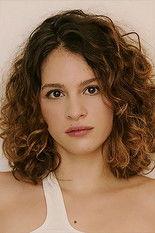 Lara Tremouroux as Carol in She and I 2021