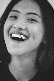 Nastiti Dewanti Basudewa as Bintang in Two Language and A Sausage 2021