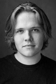 Niels Halstensen Skåber as Oliver in My First Love 2026