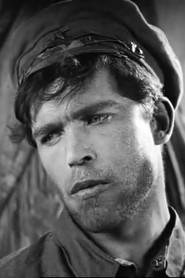 Luka Liashenko as Fomin in Pobeda 1938