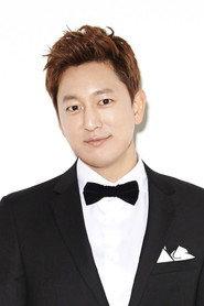 Han Suk-joon as News Anchor in Bystanders 2022