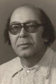 Abdel Rahman El Khamesy as Sheikh Youssef in The Land 1970