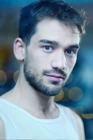 Ruben Badinter as Marc in Bleus volets 2024