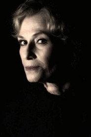 Jadranka Selec as Esma in Endeavor 1982