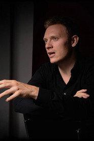 Sebastian Führ as Narrator (German) in Der bewegte Planet 2025