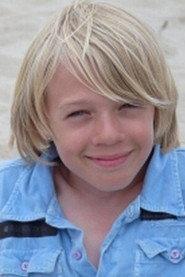 Finn Kirchner as Nikolas in Bastard 2011