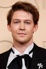 Joe Alwyn as Billy Lynn in Billy Lynn's Long Halftime Walk 2016