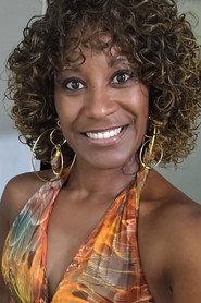 Fernanda Ventura as in QUASE ELE 2022
