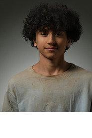 Nikan Jafar Aghaei as Reza in The Strait 2023