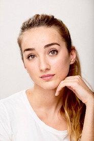 Irene Rojo as Amiga in Match 2024