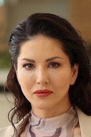 Sunny Leone as Special Appearance in "Piya More" song in Baadshaho 2017