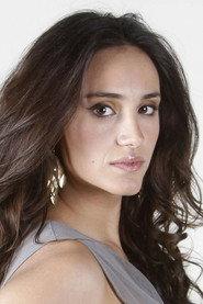 Isidora Urrejola as Paula in El Cordero 2014