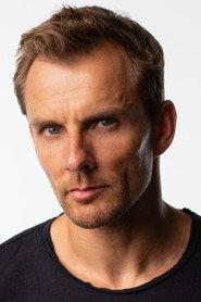 Marco Albrecht as besoffener Belästiger in Tiger Girl 2017