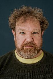 Carsten Caniglia as Schissi in Mein Schwiegervater, der Camper 2019