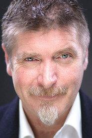Frank Cannon as Zookeeper in Zoo 2018