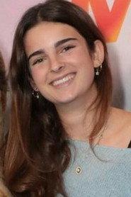 Tresi Gazal as Gwen Mallard (voice) in Migration 2023