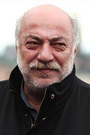 Yücel Erten as Muhterem in Valley of the Wolves: Homeland 2017